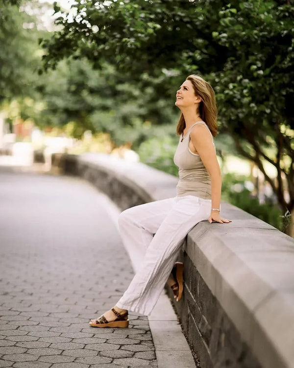Wide-Leg Pants and Sandals: The Pairing People Get Wrong Most of the Time